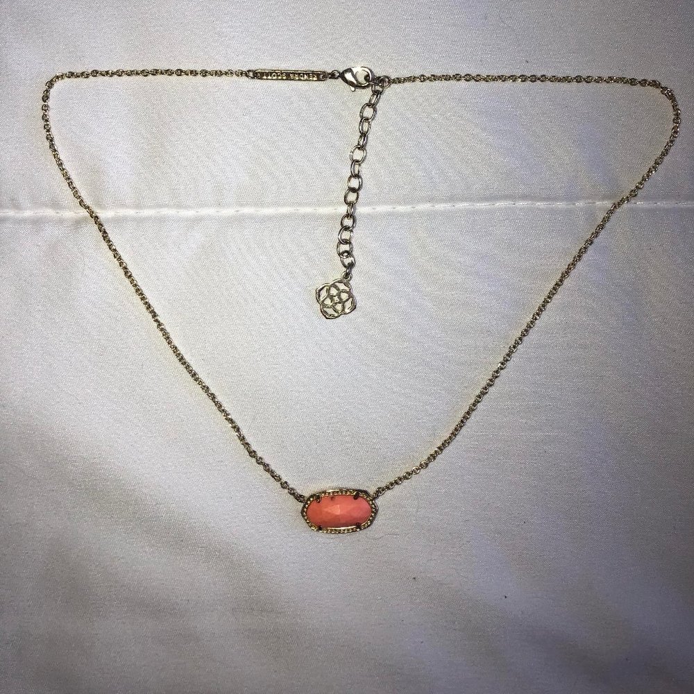 Elisa Gold Pendant Necklace In Coral